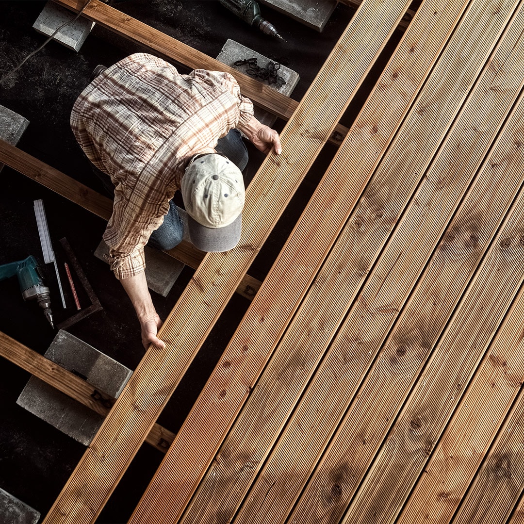 DECKING & BARDAGE